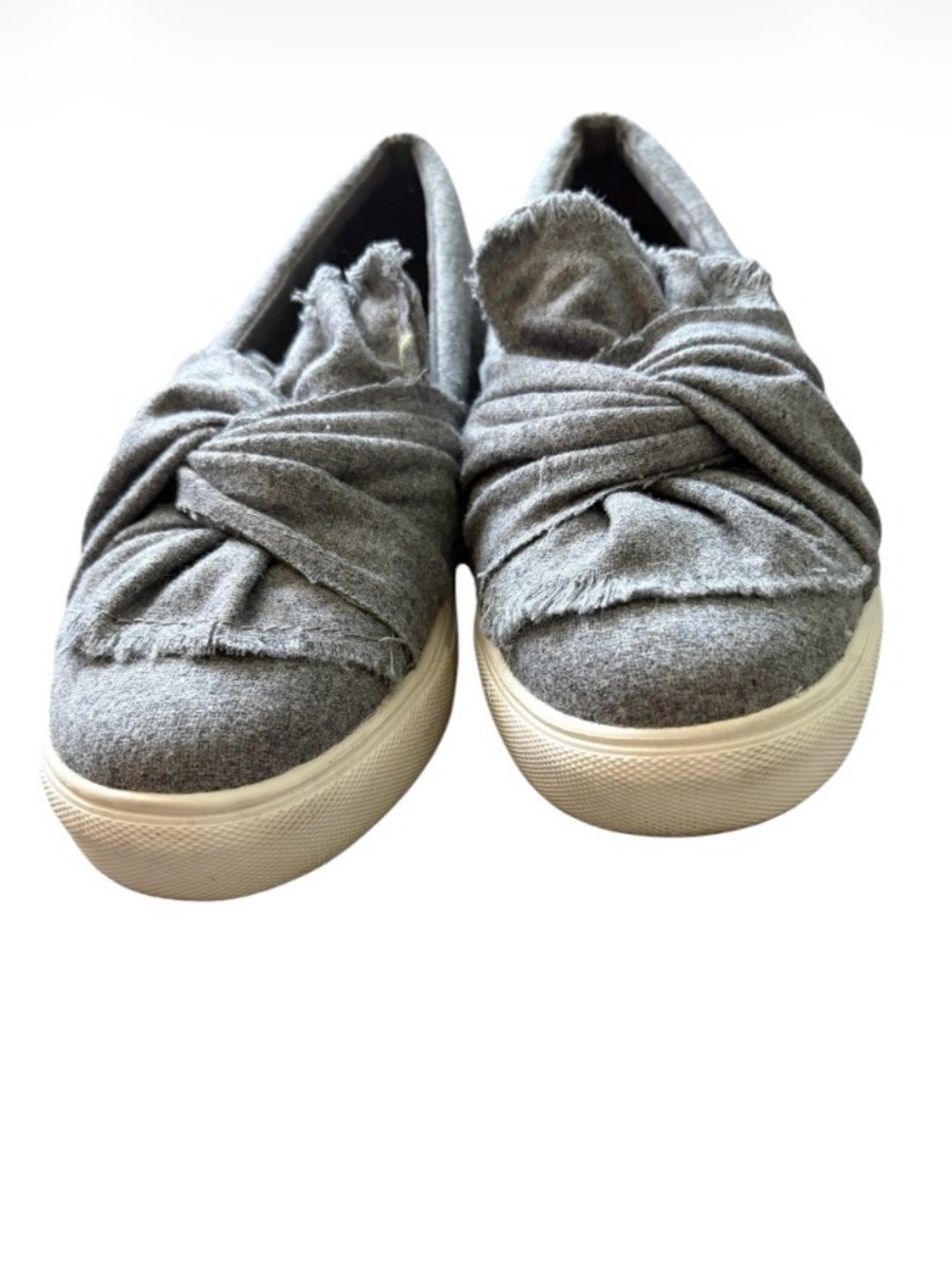 MIA Gray Knotted Slip-On Women’s Sneakers Size 6.5 - Picture 3 of 7